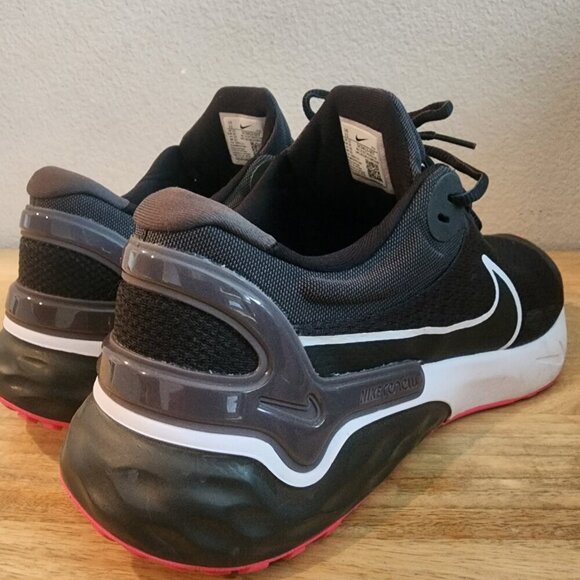 Nike Mens Renew Run 3 Running Shoes Sneakers Lace Up Low Top Black White Size 11 main image 4